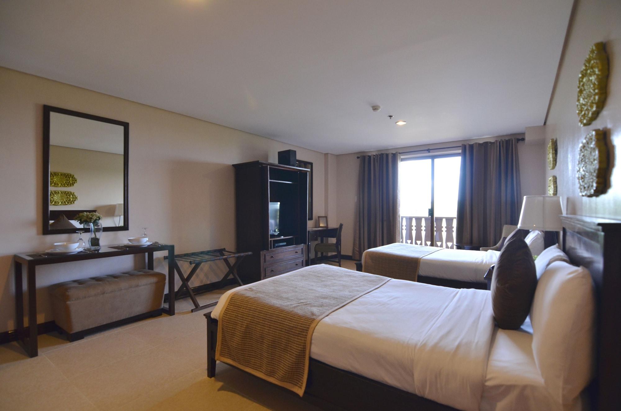 Crosswinds Resort Suites Tagaytay City Exteriör bild