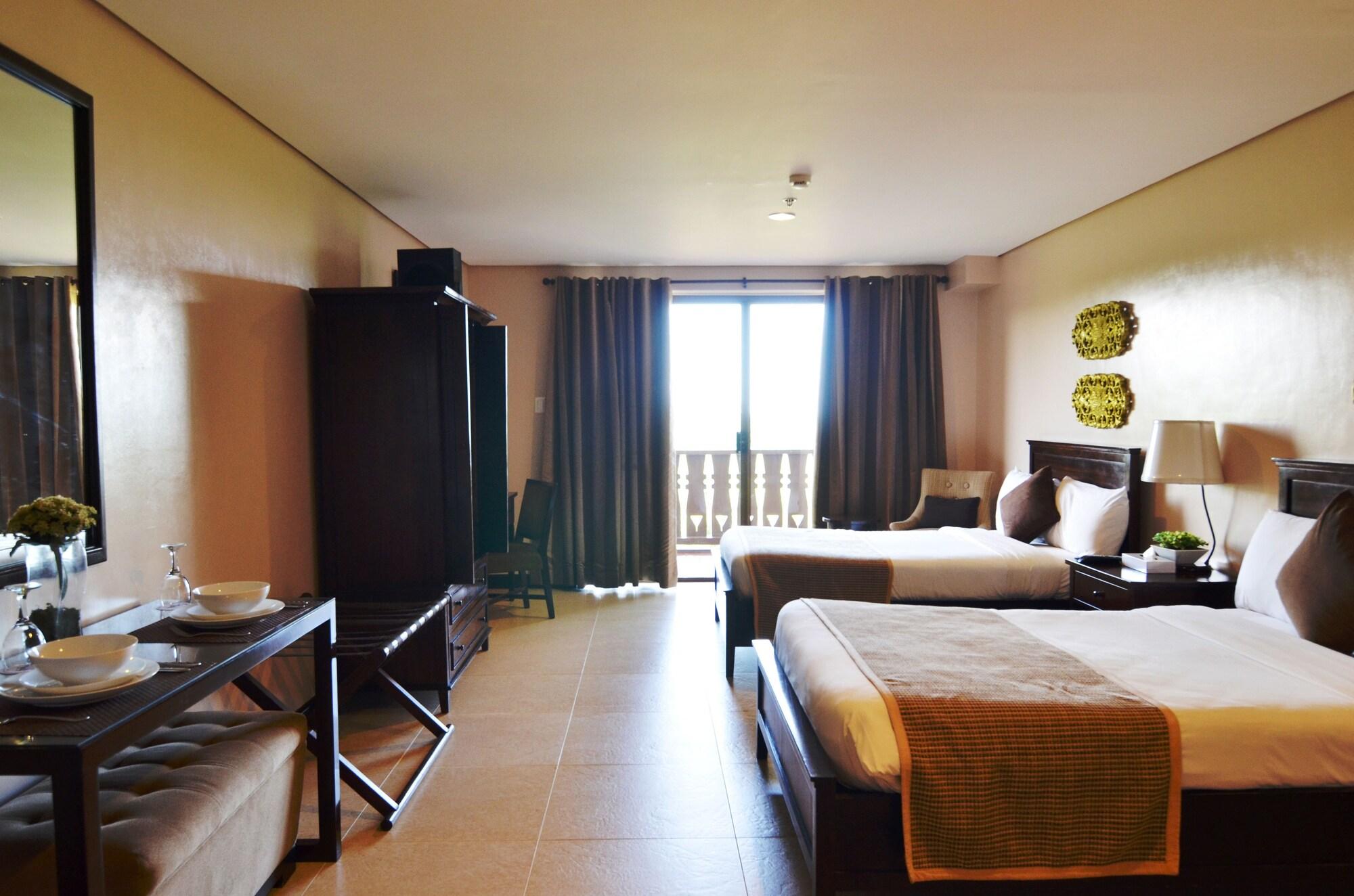 Crosswinds Resort Suites Tagaytay City Exteriör bild